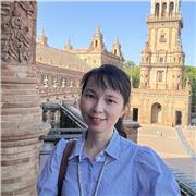 Soy una profesora de chino paciente y llena de entusiasmo y adaptar las clases según el nivel de cada estudiante.